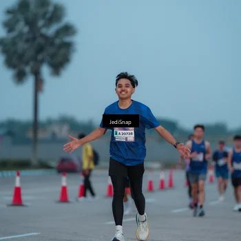 Runner Photo 7519831