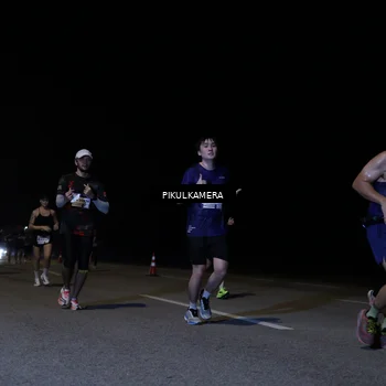 Runner Photo 7519833