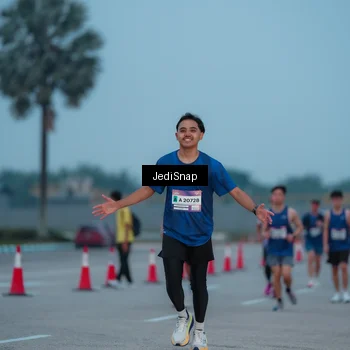 Runner Photo 7519841