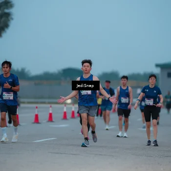 Runner Photo 7519845