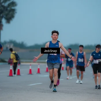 Runner Photo 7519850