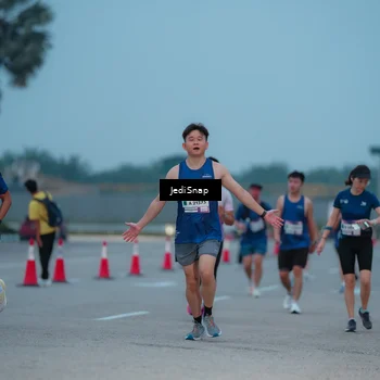 Runner Photo 7519853