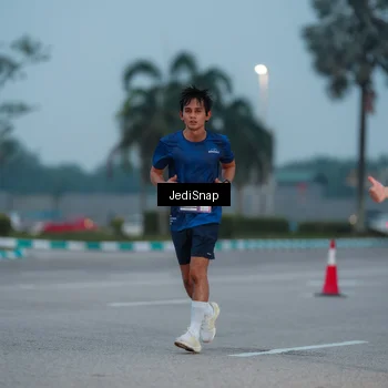 Runner Photo 7519856