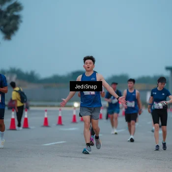 Runner Photo 7519857