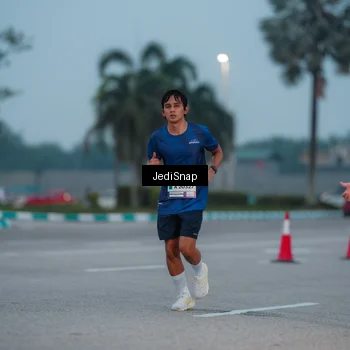 Runner Photo 7519858