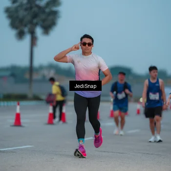 Runner Photo 7519859
