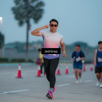 Runner Photo 7519865