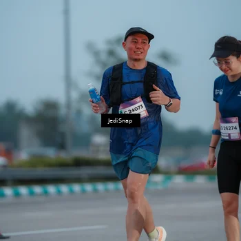 Runner Photo 7519886