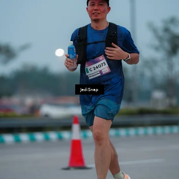 Runner Photo 7519900