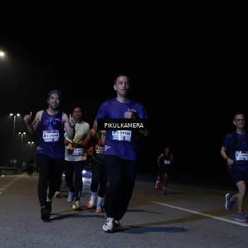 Runner Photo 7519906