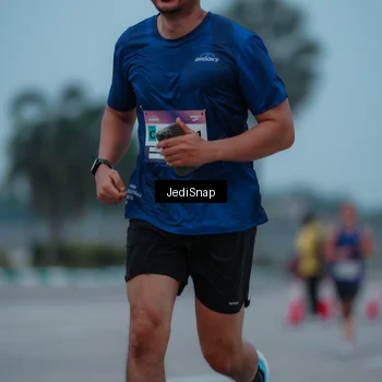 Runner Photo 7519911