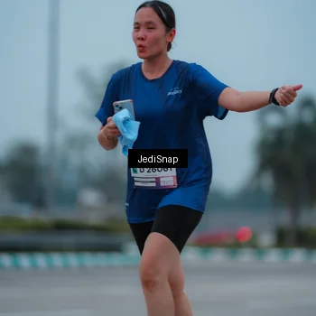 Runner Photo 7519953