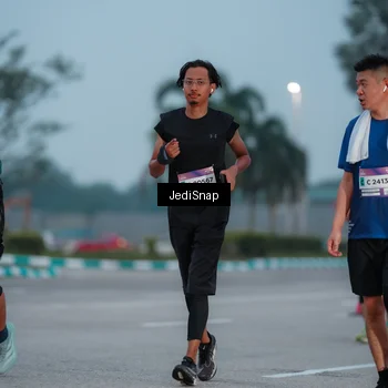 Runner Photo 7519969