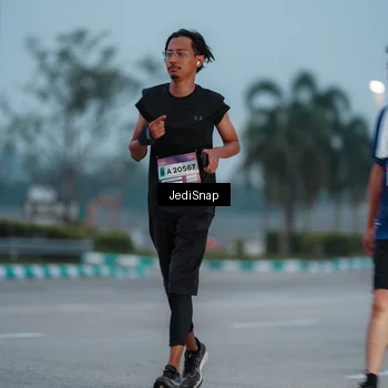 Runner Photo 7519980