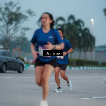 Runner Photo 7520006