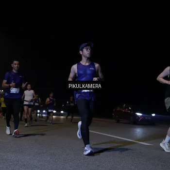 Runner Photo 7520012