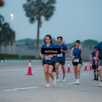 Runner Photo 7520015