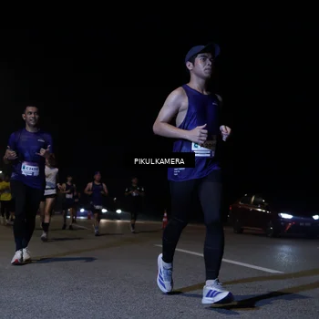 Runner Photo 7520017