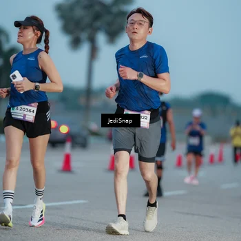 Runner Photo 7520020