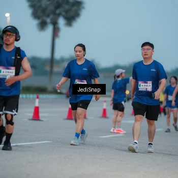 Runner Photo 7520033