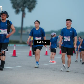 Runner Photo 7520038
