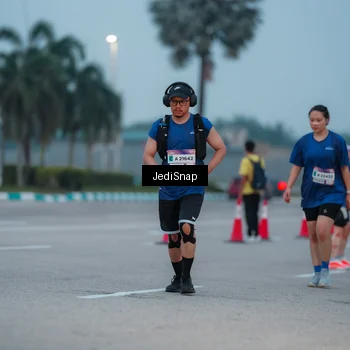 Runner Photo 7520049