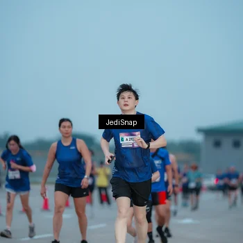 Runner Photo 7520061
