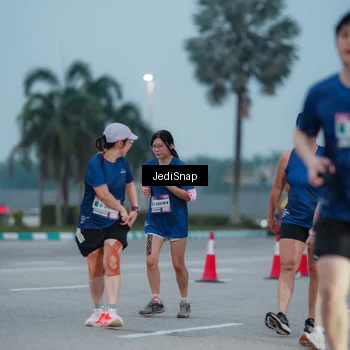 Runner Photo 7520072