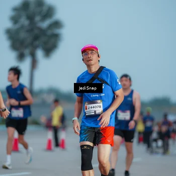 Runner Photo 7520083