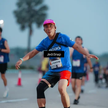 Runner Photo 7520089