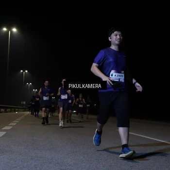 Runner Photo 7520096