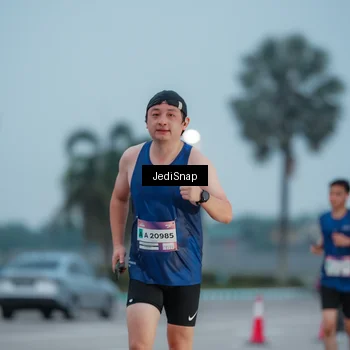 Runner Photo 7520104