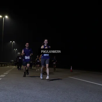 Runner Photo 7520113