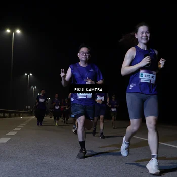 Runner Photo 7520121