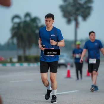 Runner Photo 7520122