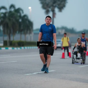 Runner Photo 7520125