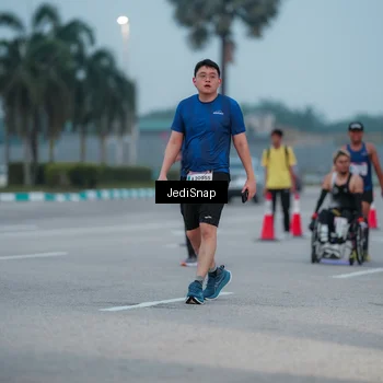 Runner Photo 7520128