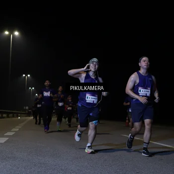 Runner Photo 7520144