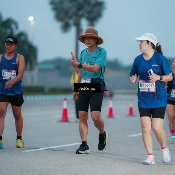 Runner Photo 7520152