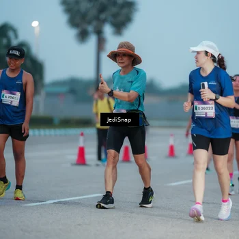 Runner Photo 7520153