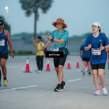 Runner Photo 7520156
