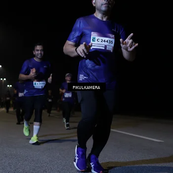 Runner Photo 7520167