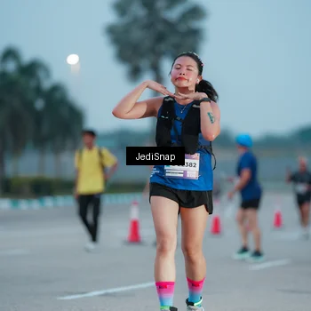 Runner Photo 7520176