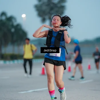 Runner Photo 7520178
