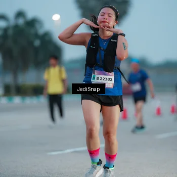 Runner Photo 7520187