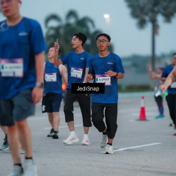 Runner Photo 7520213