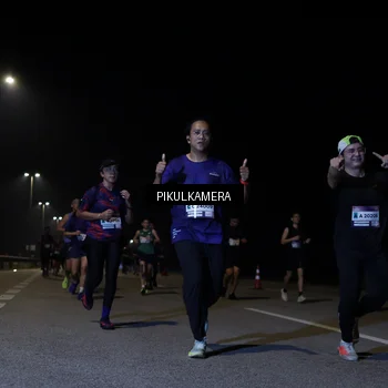 Runner Photo 7520219