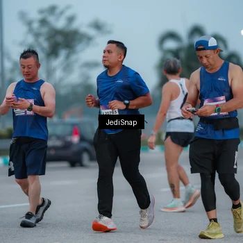 Runner Photo 7520226