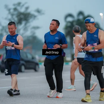 Runner Photo 7520232