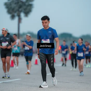 Runner Photo 7520248